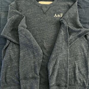 Abercrombie & Fitch Men's Gray Sweater